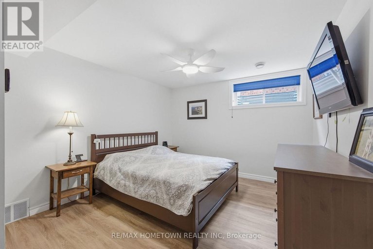 29672154/125-butlers-crescent/brockville/brockville/ontario/K6V7K8_27