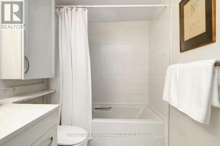28907124/304-310-crichton-street/lindenlea/ottawa/ontario/K1M1W5_42