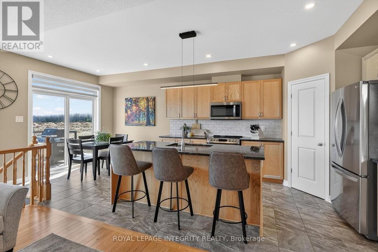 29648625/724-parade-drive/stittsville-south/ottawa/ontario/K2S0Z4_14