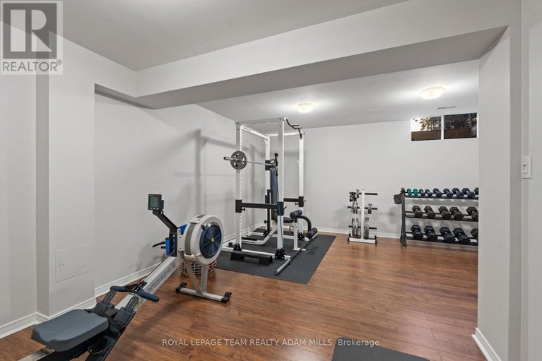 29030292/503-stonechurch-way/cedargrovefraserdale/ottawa/ontario/K2J0C5_31