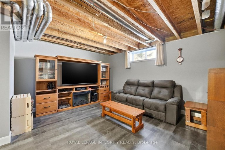 29607130/36-frontenac-boulevard/embrun/russell/ontario/K0A1W0_30