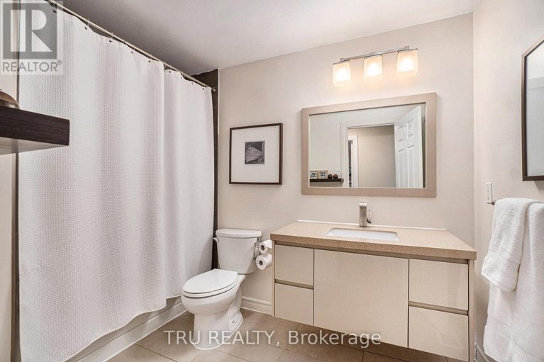 29348348/1719-meadowview-crescent-n/convent-glen-south/ottawa/ontario/K1C1T9_25