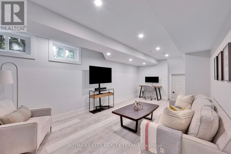 28875474/2556-gravelle-crescent/blackburn-hamlet/ottawa/ontario/K1B3A3_39