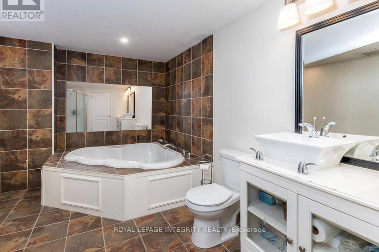 28790399/223-willow-creek-circle/strandherd/ottawa/ontario/K2G7B1_31