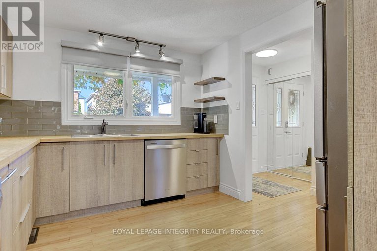 29057303/1142-elmlea-drive/beacon-hill-south/ottawa/ontario/K1J6V9_8