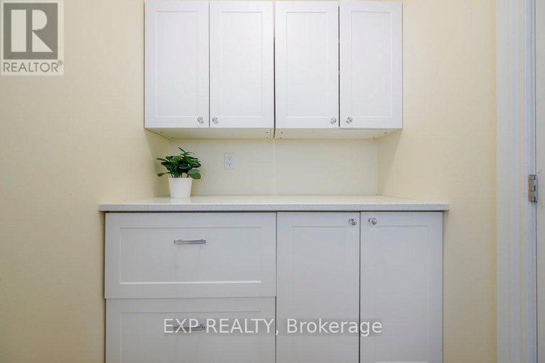 28382444/6768-breanna-cardill-street/greely/ottawa/ontario/K4P0C3_37