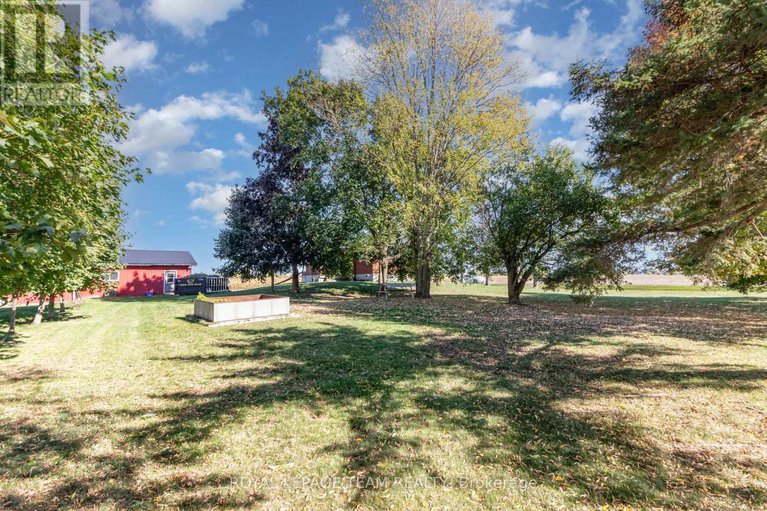 29119255/12121-liscumb-road/north-dundas-winchester-twp/north-dundas/ontario/K0C2K0_31