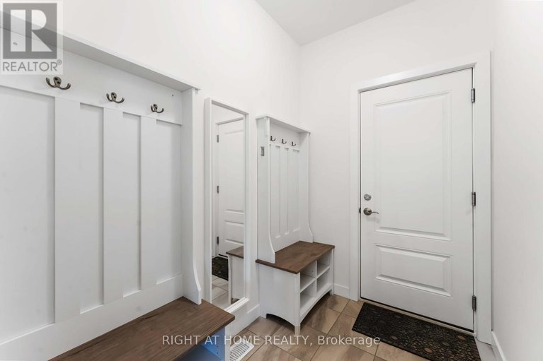 28377550/707-kirkham-crescent/btwn-franktown-rd-fallowfield-rd/ottawa/ontario/K0A2Z0_6