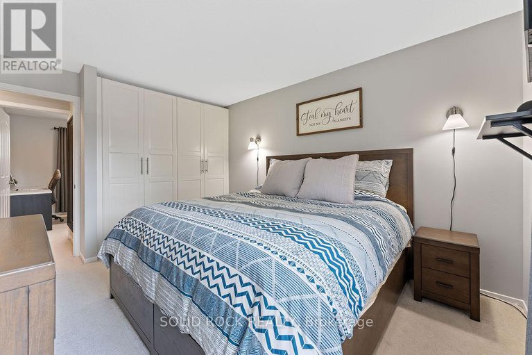28618076/33-benlark-road/on-the-green/ottawa/ontario/K2J2L5_27