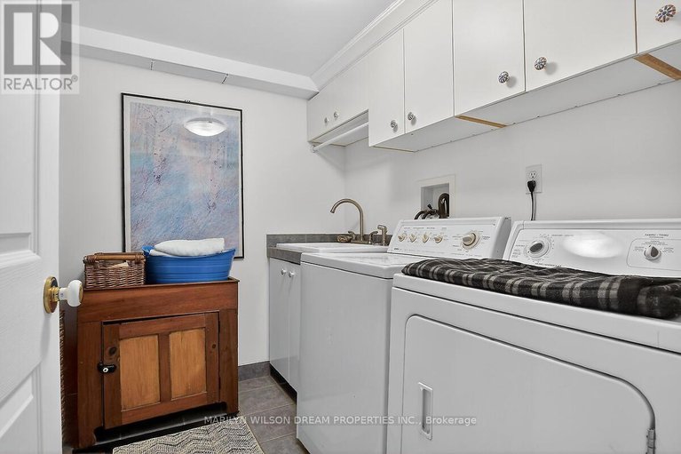 29599055/2105-bangor-street/elmvale-acresurbandale/ottawa/ontario/K1G2X6_42