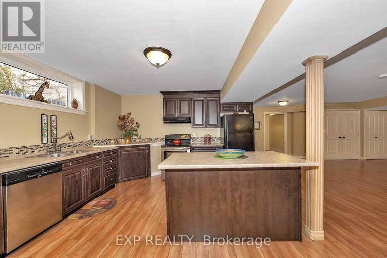 28473825/104-sentinel-pine-way/huntley-ward-south-east/ottawa/ontario/K0A1L0_32