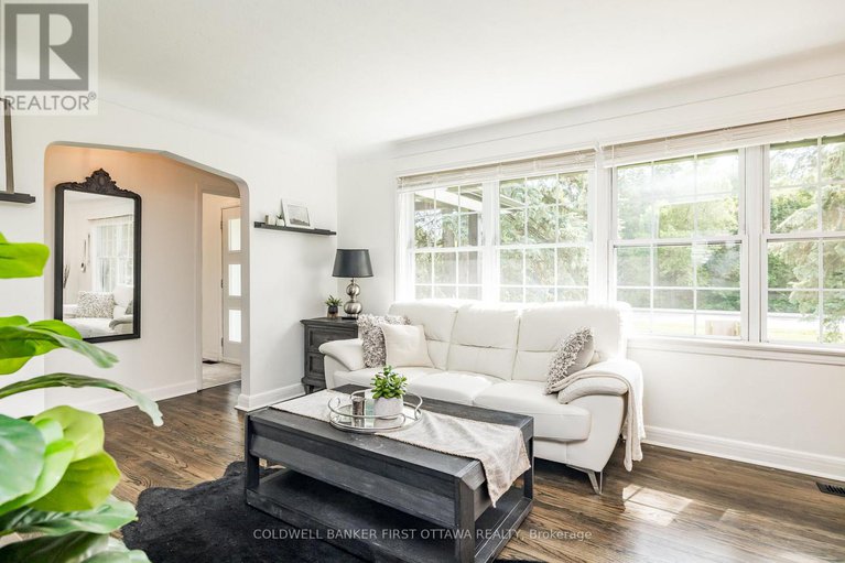 28584277/1-porter-street/stittsville-south/ottawa/ontario/K2S1P8_7
