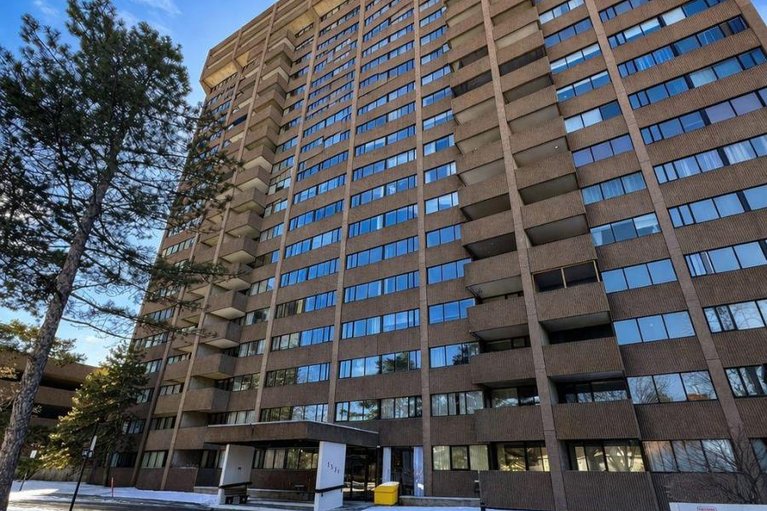 2003 - 3360 Southgate Road