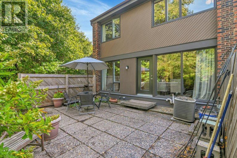 28990233/16-525-hilson-avenue/westborohampton-park/ottawa/ontario/K1Z6C9_30
