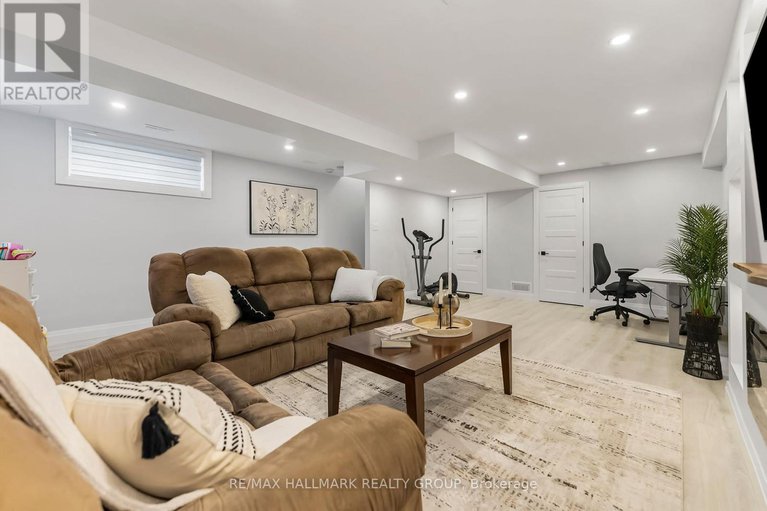 28591782/2012-berne-street/embrun/russell/ontario/K0A1W0_42