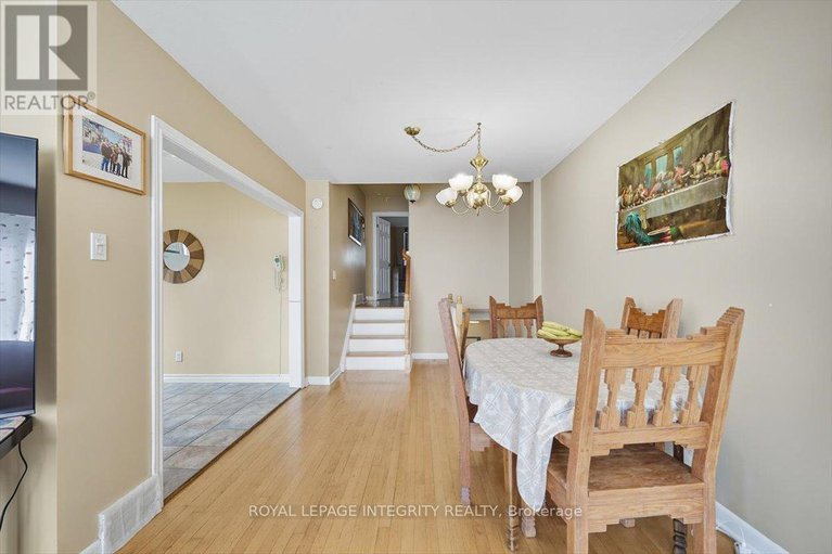 28877038/1293-maitland-avenue/copeland-park/ottawa/ontario/K2C2C4_6