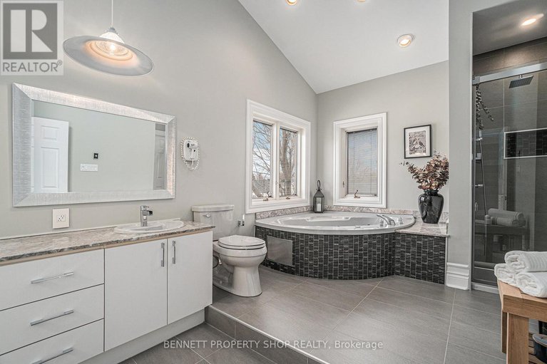 28600235/22-ashwood-crescent/meadowlandscrestview/ottawa/ontario/K2G2S8_22