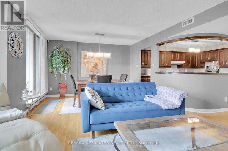 28339810/u303-200-lafontaine-avenue/vanier/ottawa/ontario/K1L8K8_15