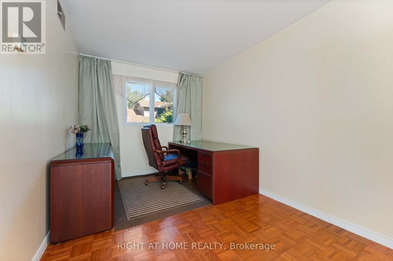 29245177/2221-circle-place/elmvale-acresurbandale/ottawa/ontario/K1G3E2_19