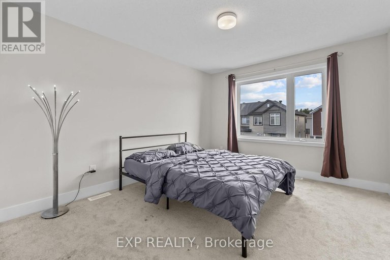 28622756/288-billrian-crescent-s/stittsville-north/ottawa/ontario/K2S3A4_17