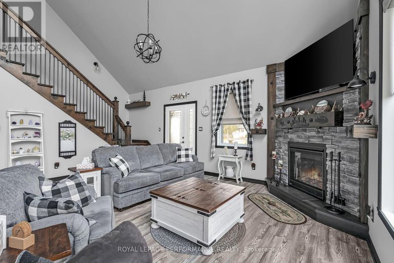 28367279/4923-juliette-street/south-glengarry-charlottenburgh-twp/south-glengarry/ontario/K0C1S0_22