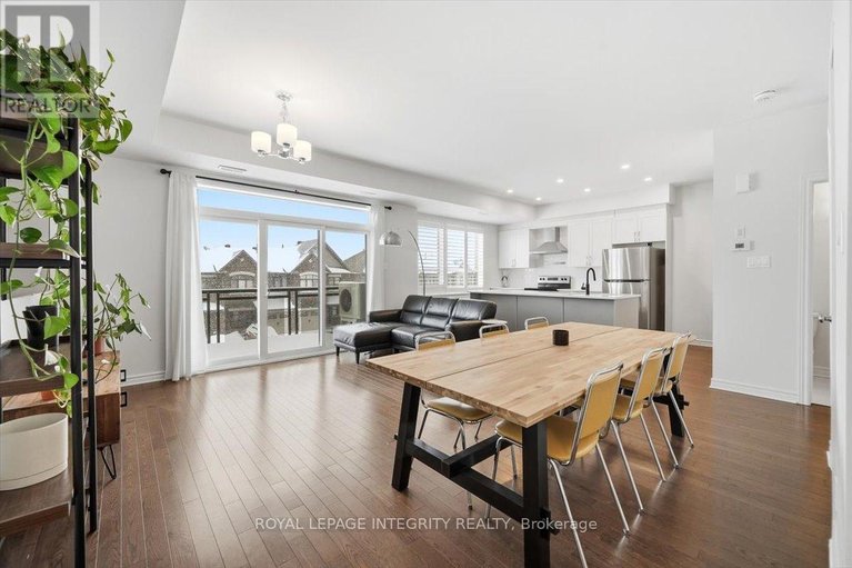 29419871/359-axis-way/mer-bleuebradley-estatesanderson-park/ottawa/ontario/K1W0L7_11