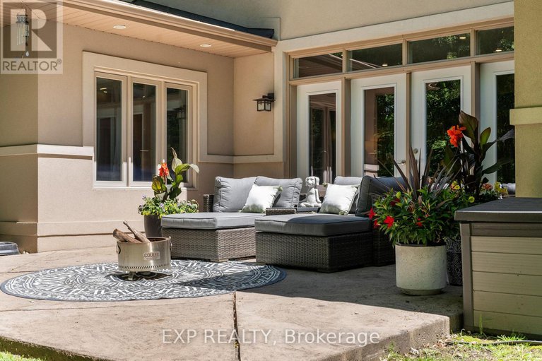 29369417/5759-queenscourt-crescent/manotick-east-to-manotick-station/ottawa/ontario/K4M1K3_13