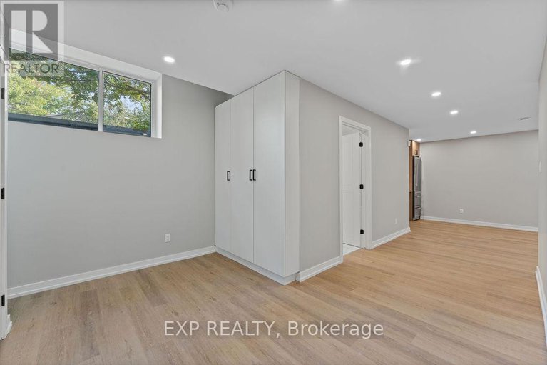 28843557/630-tweedsmuir-avenue/westborohampton-park/ottawa/ontario/K1Z5P5_40