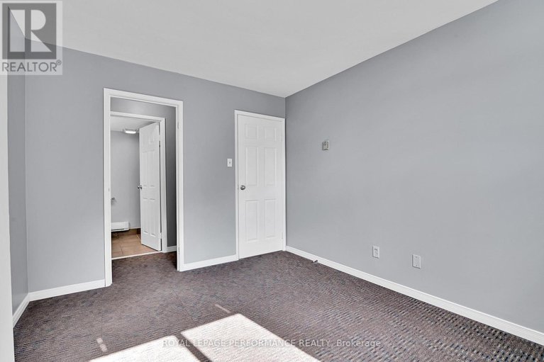 29046404/501-154-nelson-street/lower-town/ottawa/ontario/K1N7R5_24