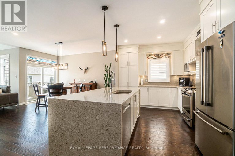 28336661/82-kayenta-street/remainder-of-stittsville-area/ottawa/ontario/K2S2K7_10