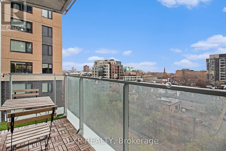 28427863/507-111-champagne-avenue/west-centre-town/ottawa/ontario/K1S5V3_18