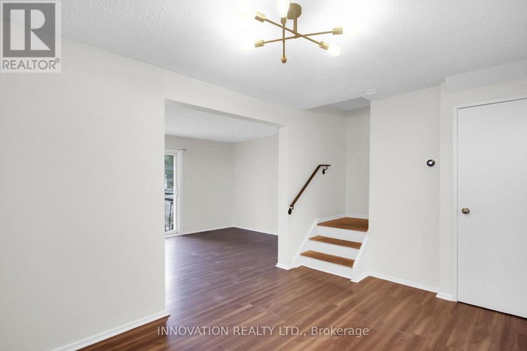 28915689/26-corley-private/heron-gateindustrial-park/ottawa/ontario/K1V8T7_19