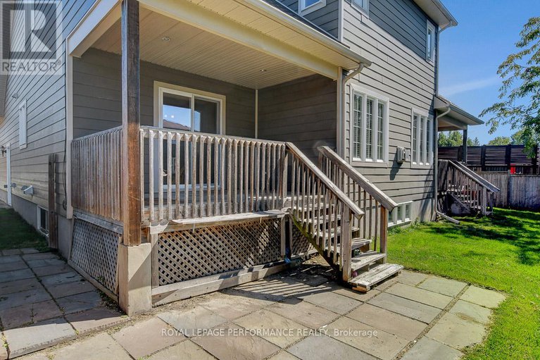 28874347/16-settlement-lane/village-of-russell/russell/ontario/K4R0A4_45