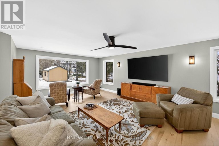 29537324/1056-heenan-terrace/manotick-long-island-nicholls-island/ottawa/ontario/K4M1J2_14