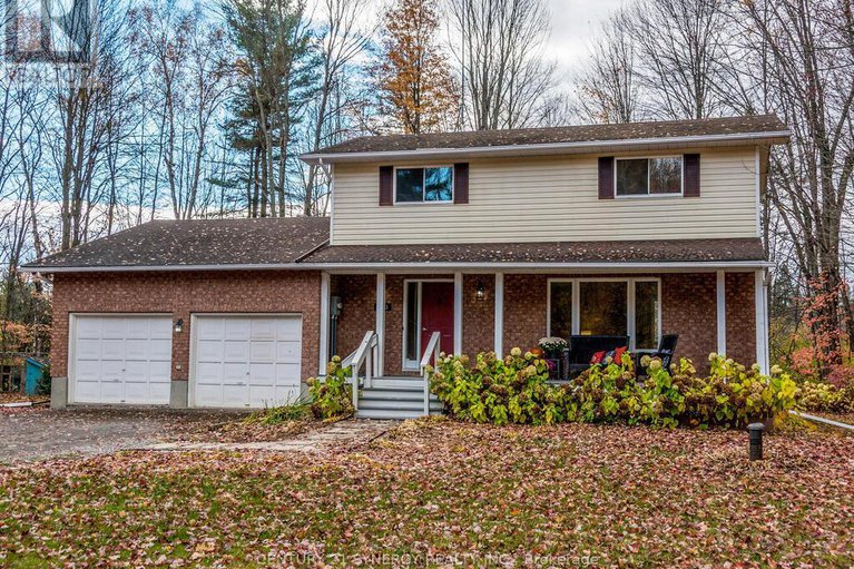 29038315/1423-diamondview-road/huntley-ward-south-east/ottawa/ontario/K0A1L0_29