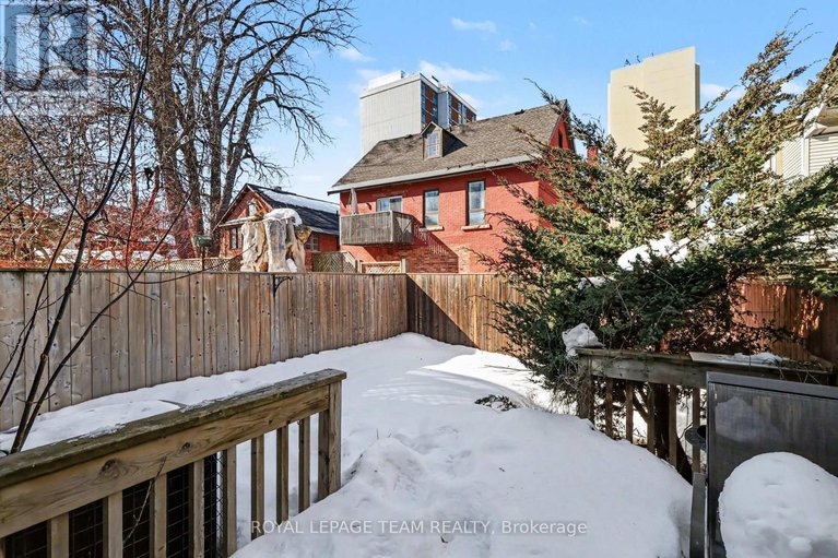 29428183/c-595-besserer-street/sandy-hill/ottawa/ontario/K1N6C8_30