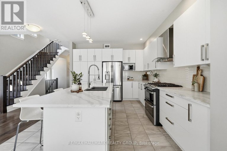 29559299/570-baie-des-castors-street/camelot/ottawa/ontario/K4A0Y7_3