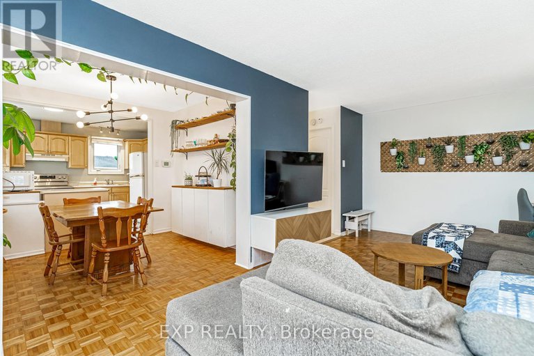 28513626/78-837-eastvale-drive/beaconwood/ottawa/ontario/K1J7T5_4
