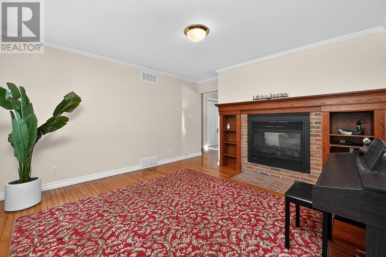 29527085/130-robert-run/drummondnorth-elmsley-north-elmsley-twp/drummondnorth-elmsley/ontario/K7H3C7_22