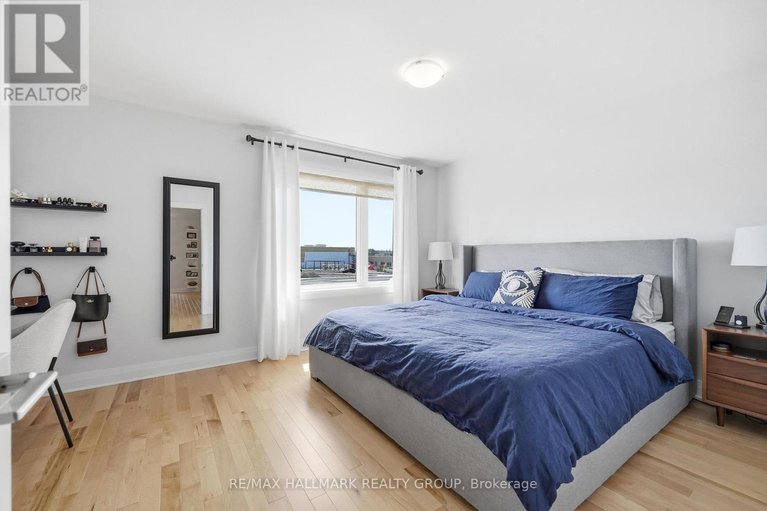 29652155/540-bobolink-ridge/stittsville-south/ottawa/ontario/K2S2N6_17