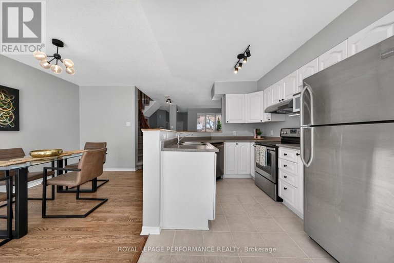 29662790/3835-crowsnest-avenue/quinterra/ottawa/ontario/K1V1K4_13