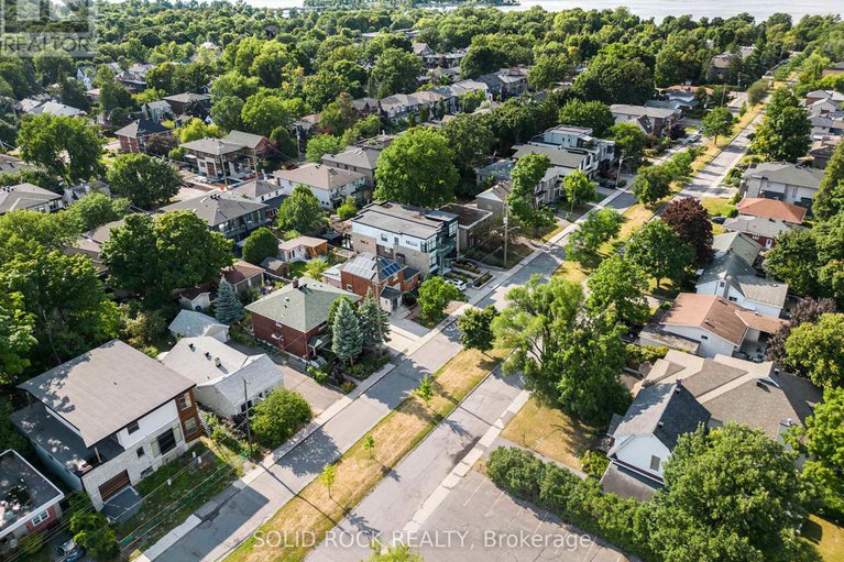 28735074/236-northwestern-avenue/ottawa-westtunneys-pasture/ottawa/ontario/K1Y0M3_37
