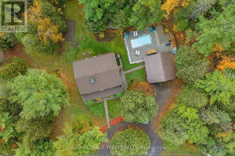 29219964/9-hubertine-gate/remainder-of-stittsville-area/ottawa/ontario/K2S1S5_45