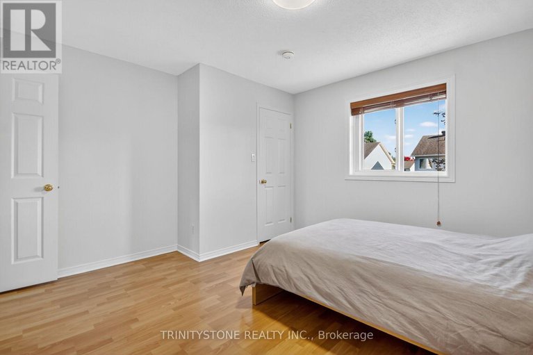 28977788/11-whalings-circle/stittsville-central/ottawa/ontario/K2S1S4_38