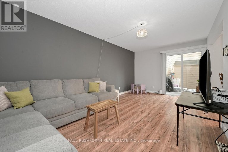 29613824/244-salter-crescent/beaverbrook/ottawa/ontario/K2K1Z2_5