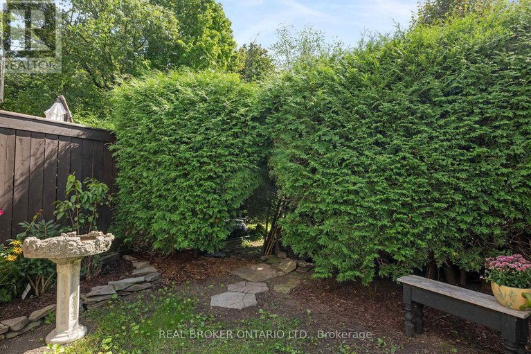 28141564/31-reaney-court/beaverbrook/ottawa/ontario/K2K1W7_33