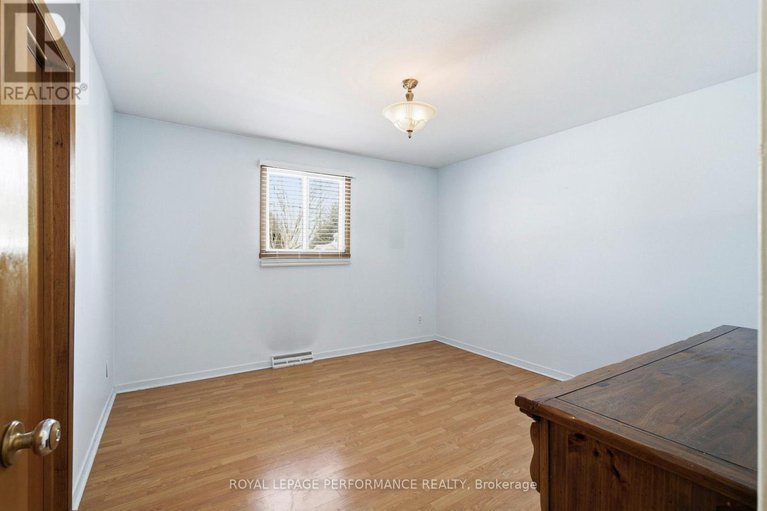 29291947/164-mccormick-road/alexandria/north-glengarry/ontario/K0C1A0_17