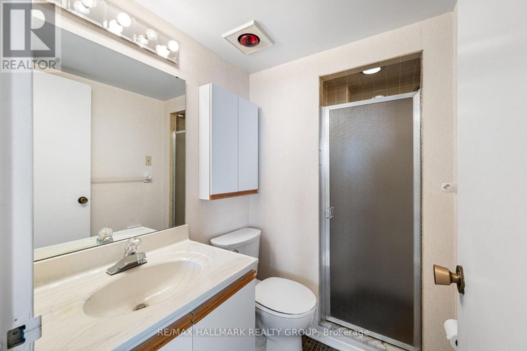 28493971/2103-2625-regina-street/britannia/ottawa/ontario/K2B5W8_14