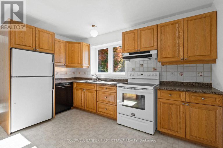 29005975/7-middlewood-court/munster/ottawa/ontario/K0A3P0_13