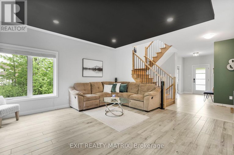 28350119/1463-vinette-road/clarencerockland-twp/clarence-rockland/ontario/K0A1N0_8